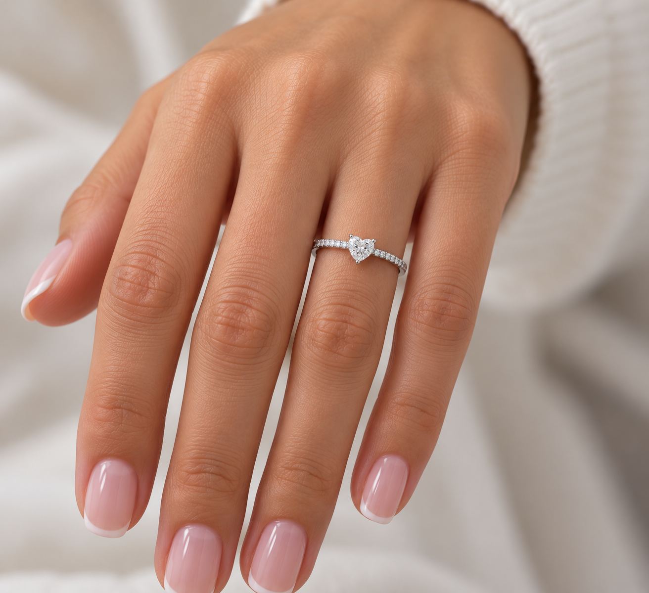 LT1102G_hand-hartvormige-ring